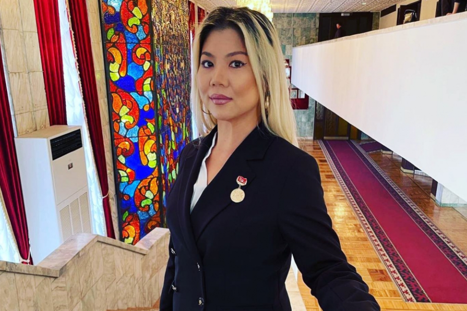 Поздравляем Анару Азаматовну!