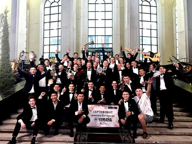 От всей души поздравляем!